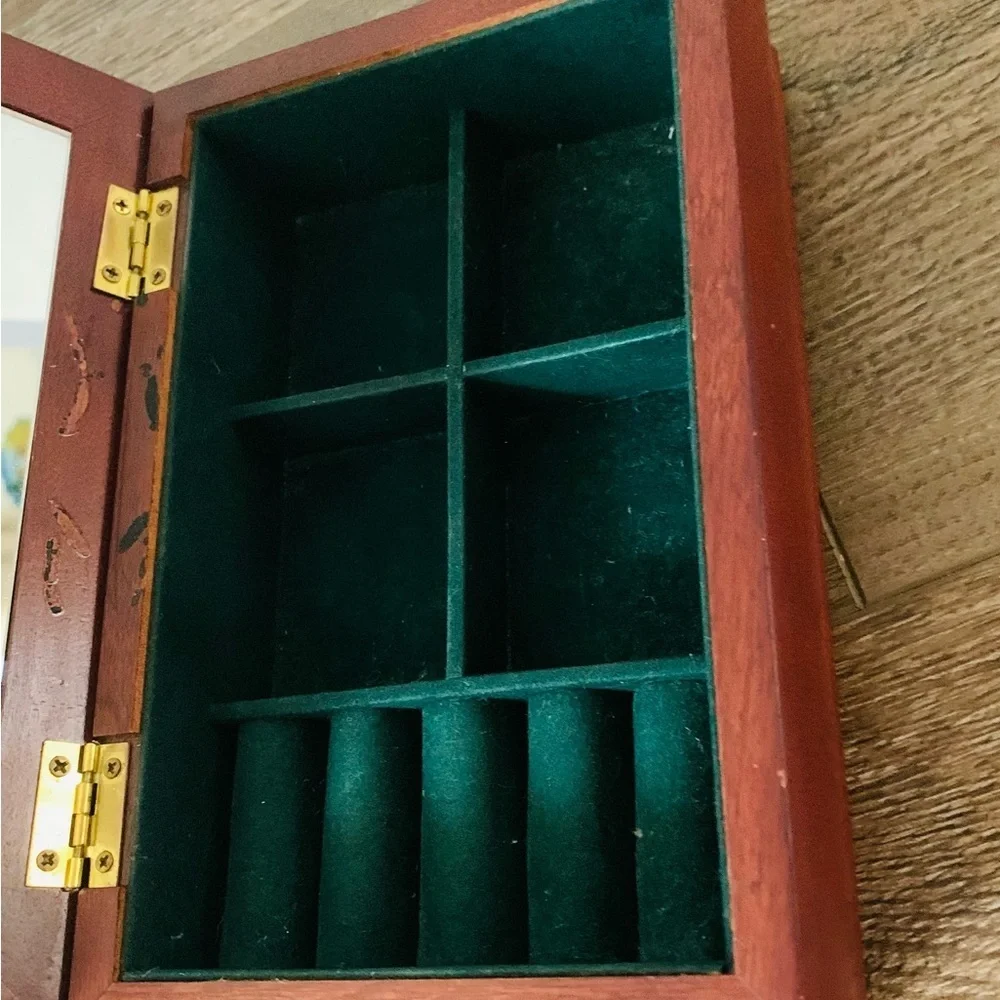 Wooden box with a mirror